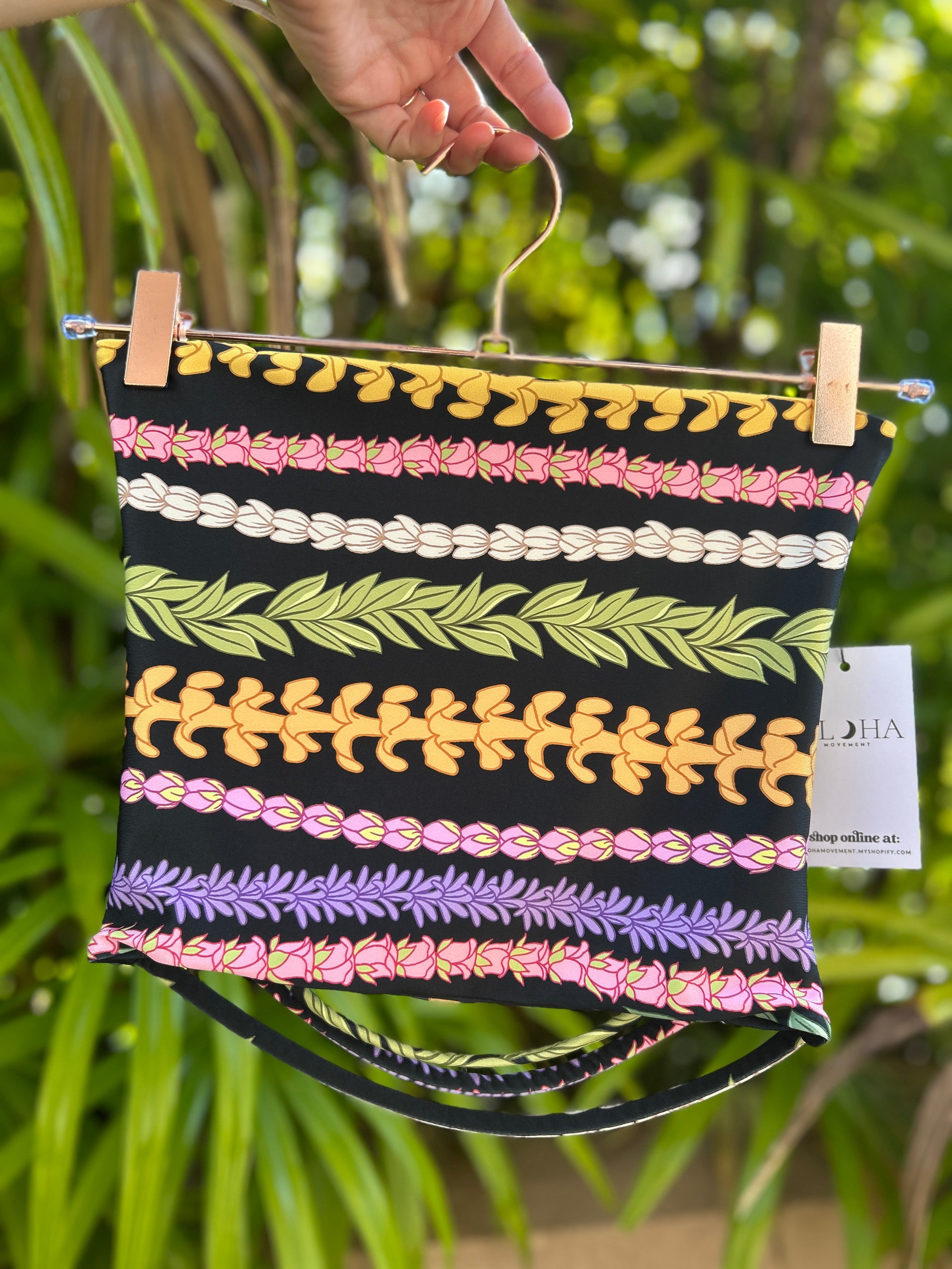 Lei strand cropped tube top