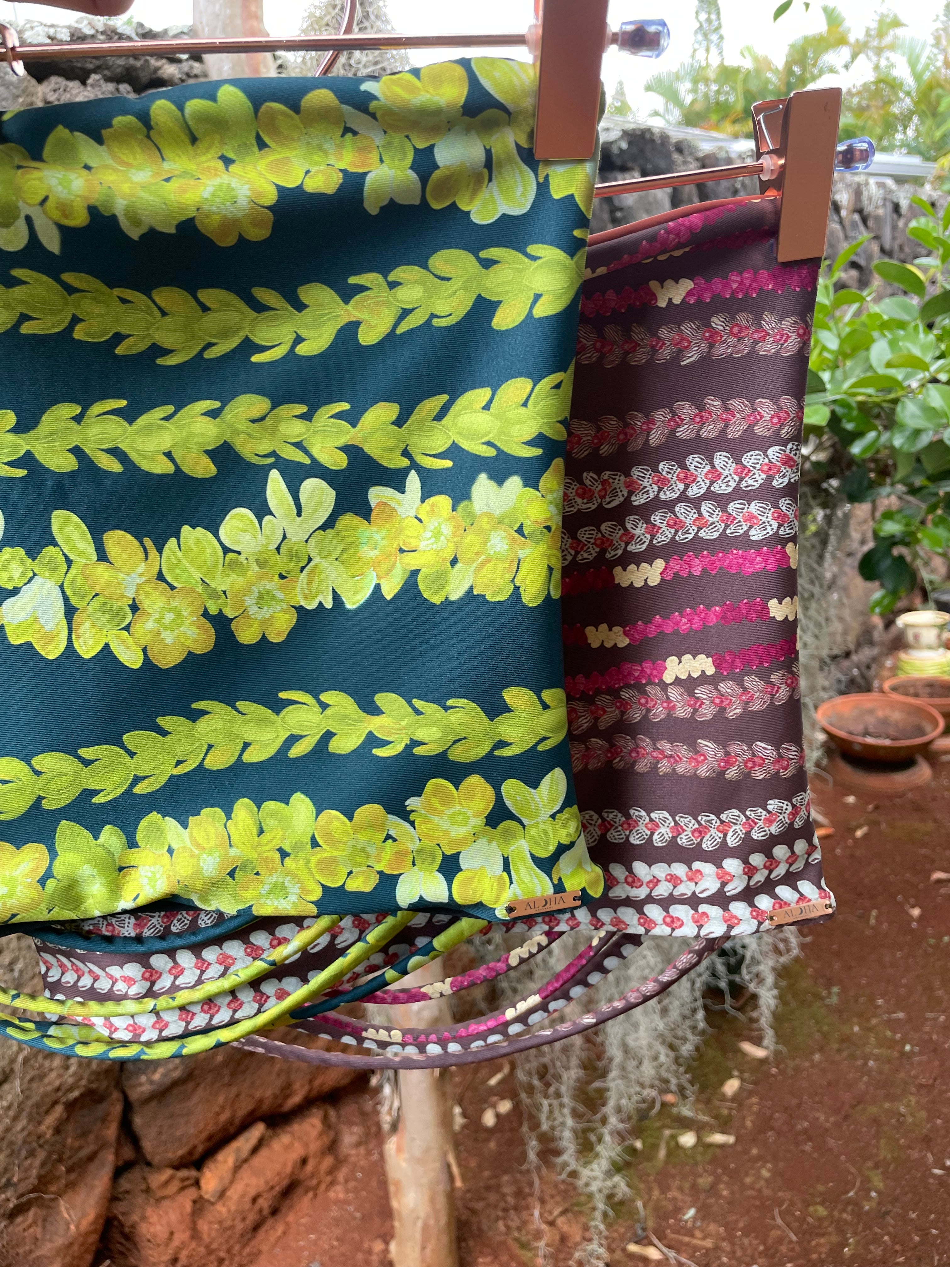 Pakalana strand cropped tube top