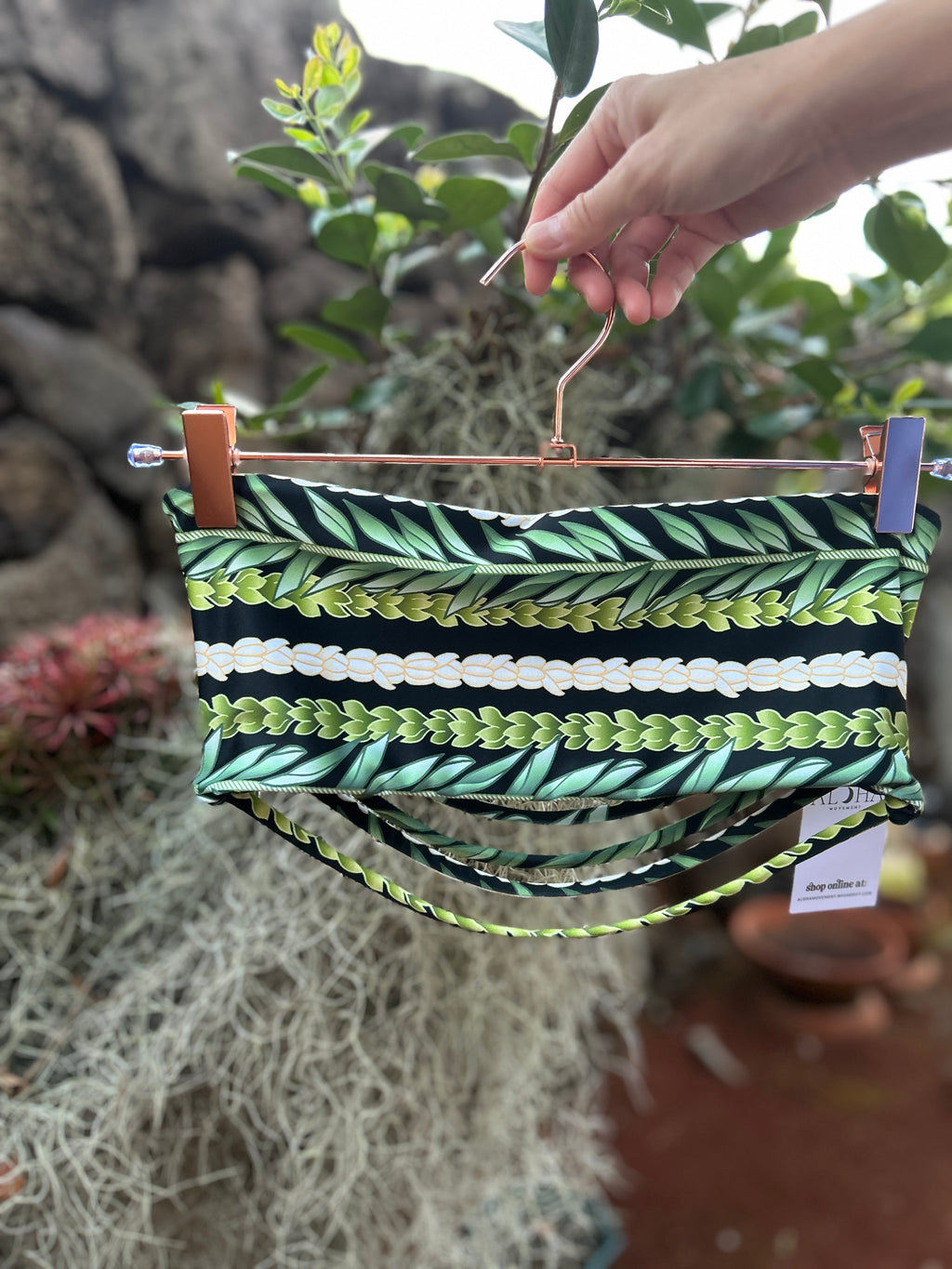 Maile lei strand tube top