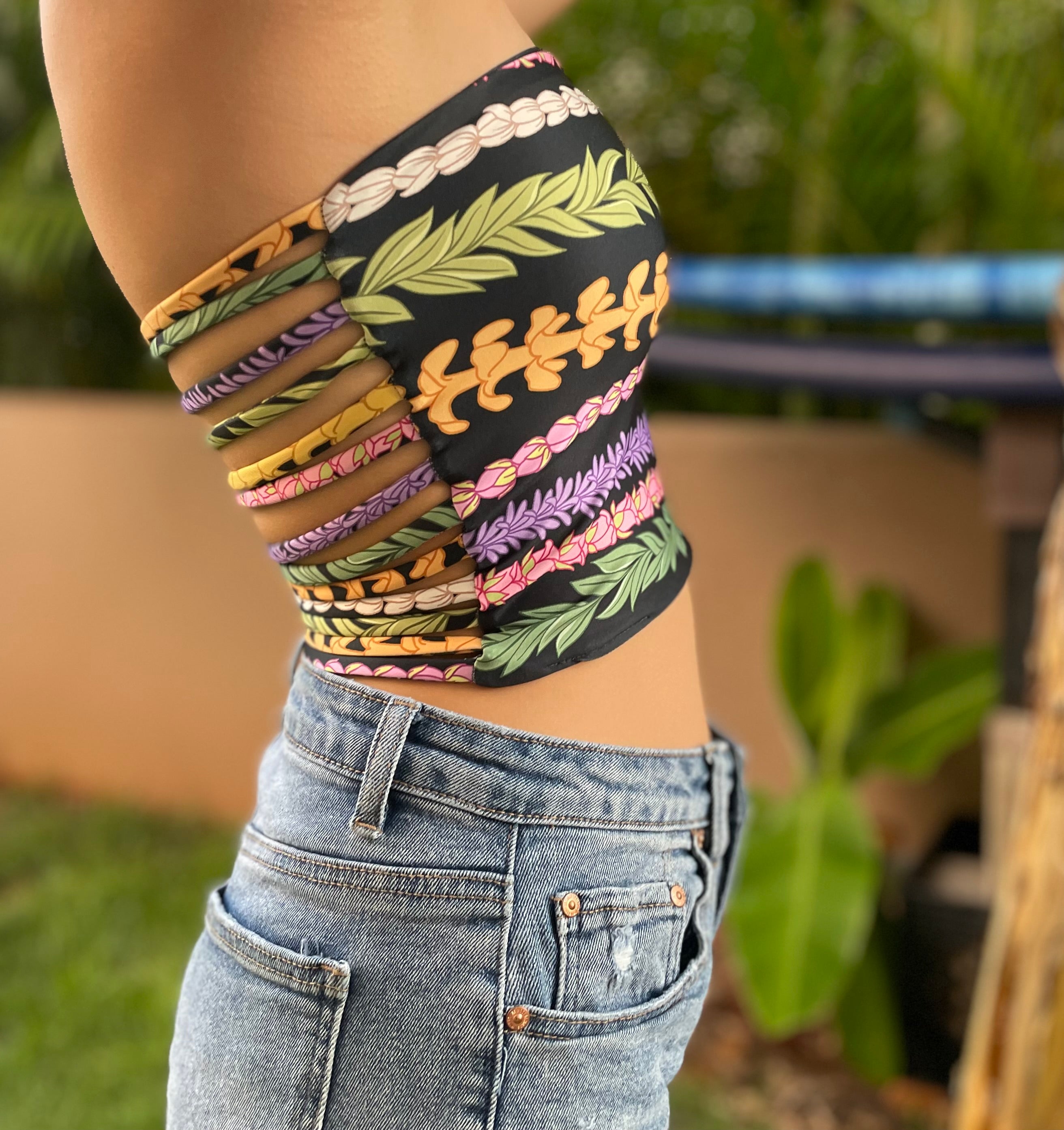 Lei strand cropped tube top