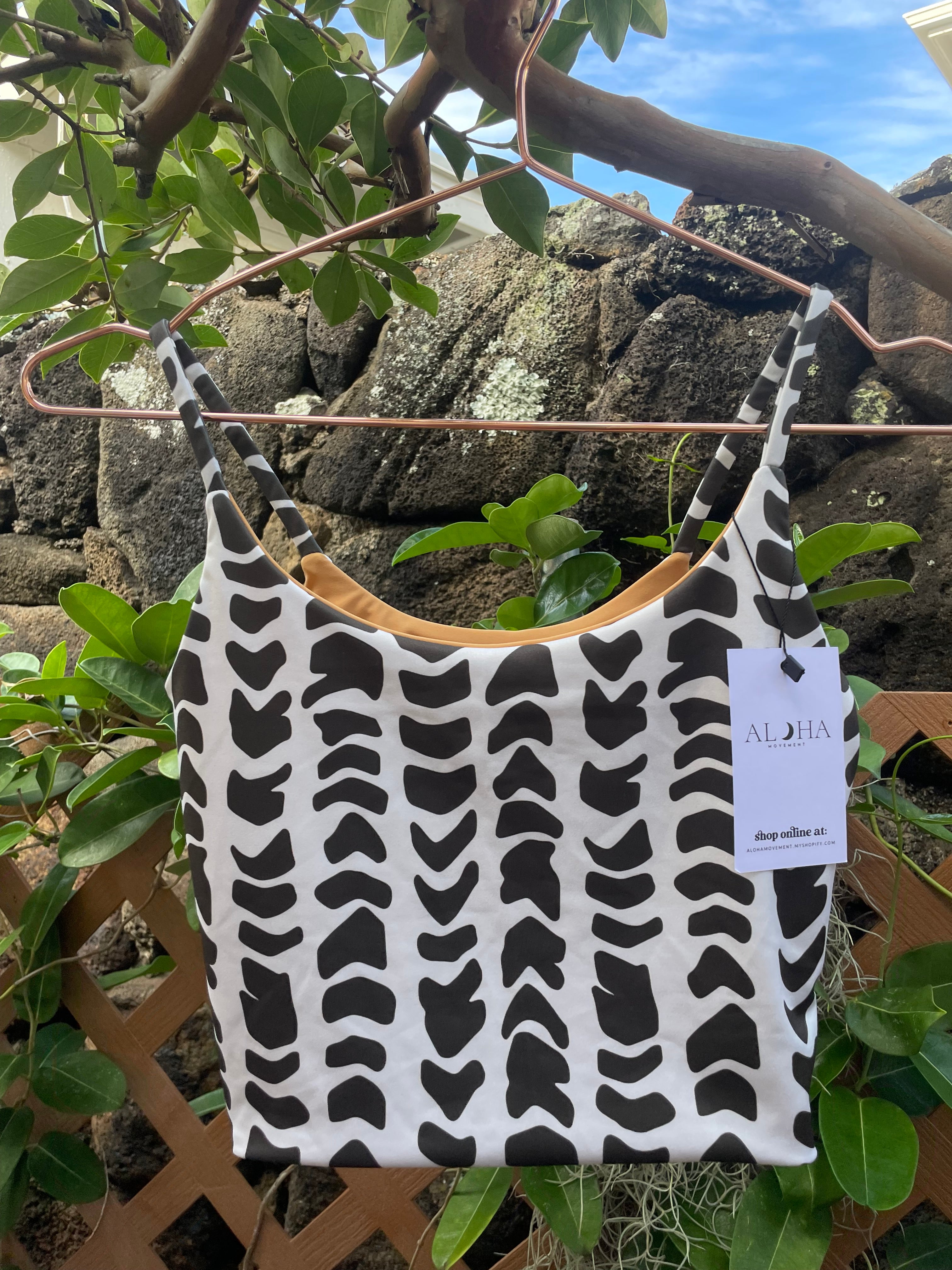 Hebrew Shell Crop tank